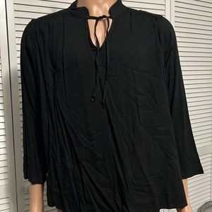Old navy black blouse large